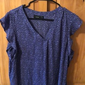 Apt 9 sleeveless shirt, never worn.